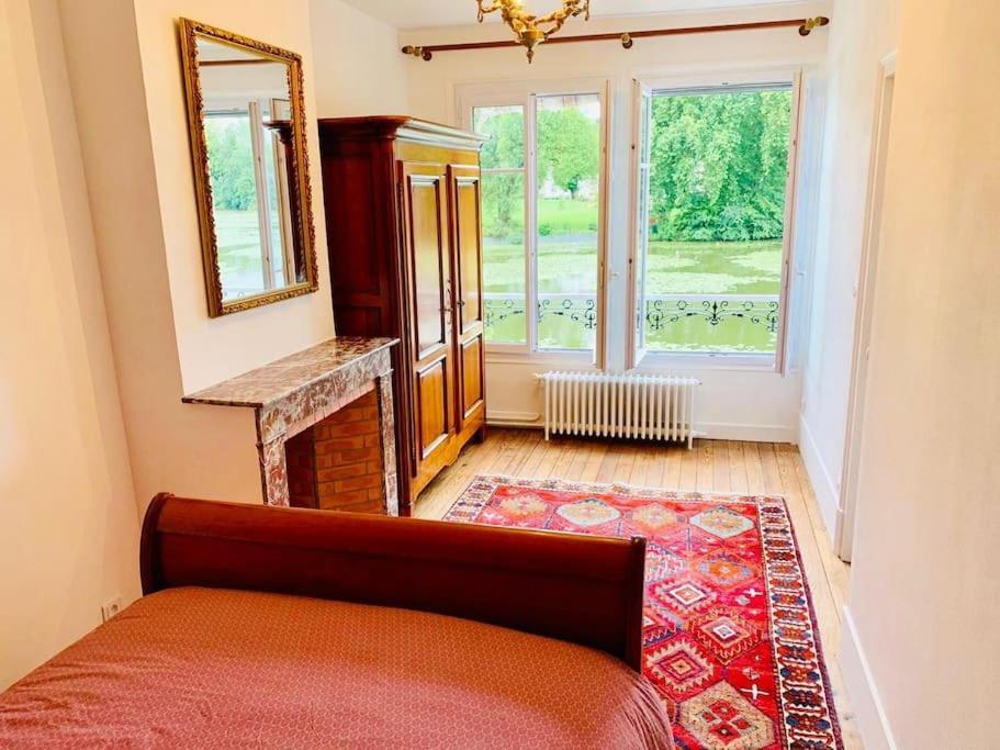Maison De Charme Avec Vue Sur Chateau 피에르퐁 외부 사진