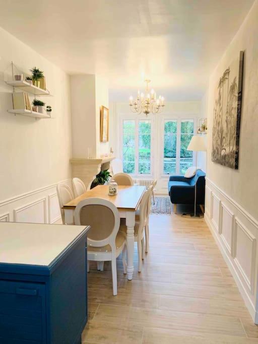 Maison De Charme Avec Vue Sur Chateau 피에르퐁 외부 사진